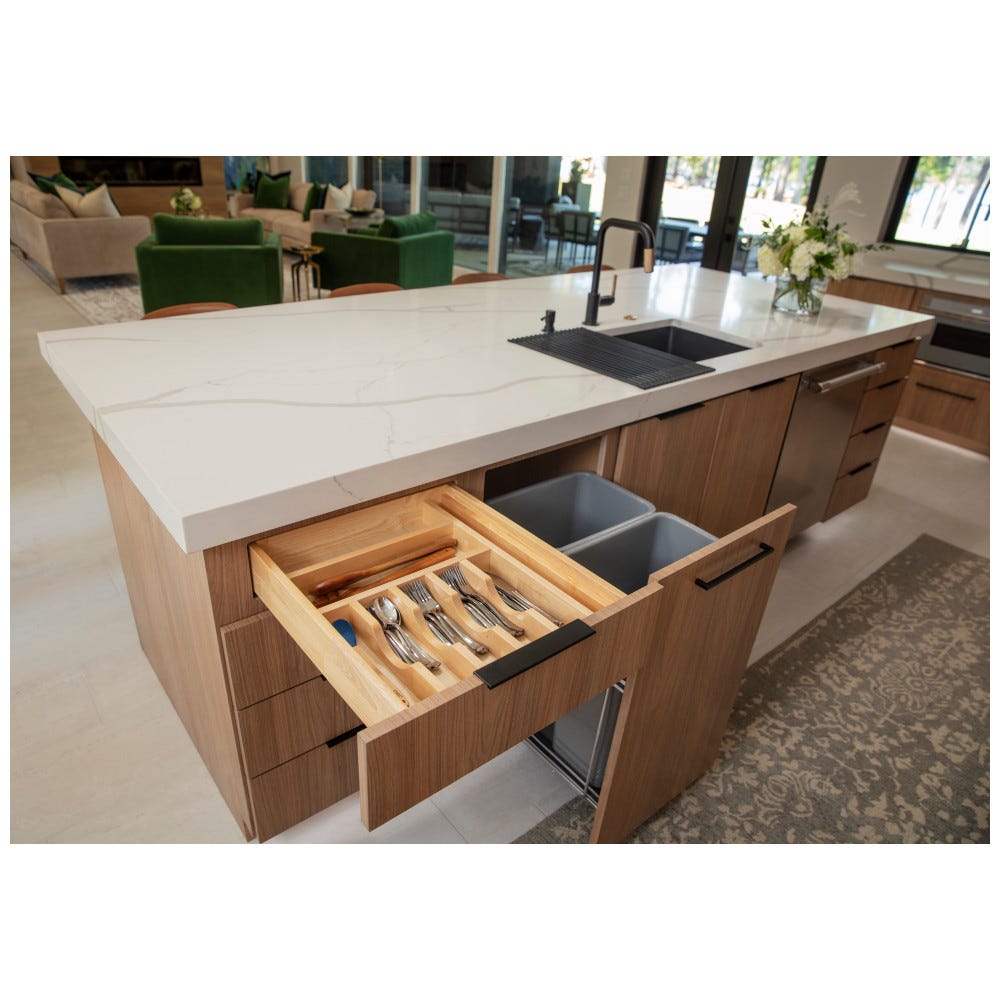 "No Wiggle" Soft-close Tray Divider Pullout